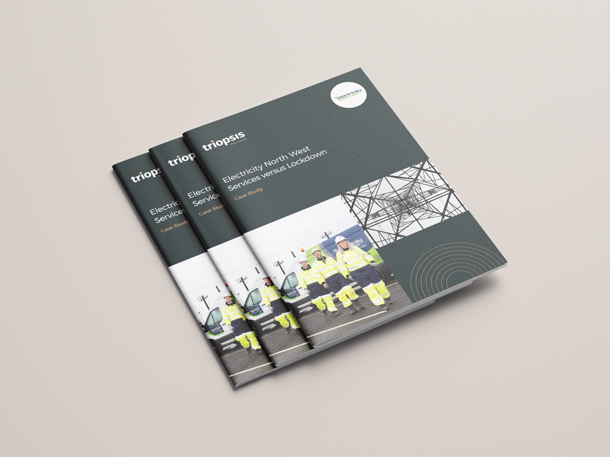 Free_A4_Brochure_Mockup_04